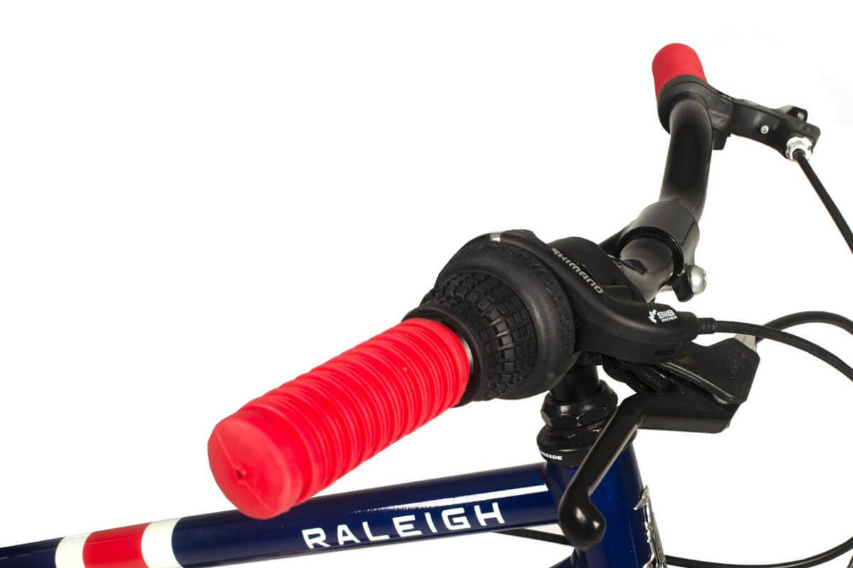 GT Stomper PRO 26 Kids Bike 3